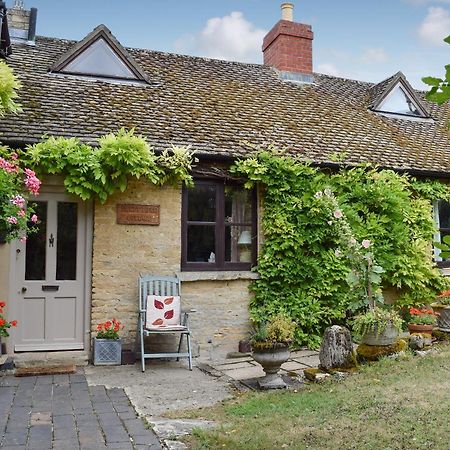 Picket Piece Cottage Chadlington ภายนอก รูปภาพ