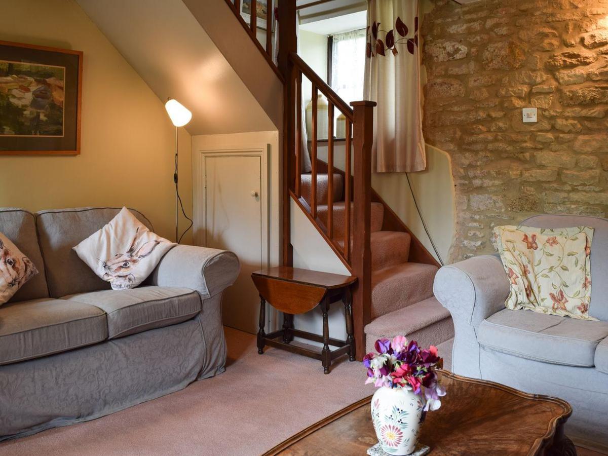 Picket Piece Cottage Chadlington ภายนอก รูปภาพ